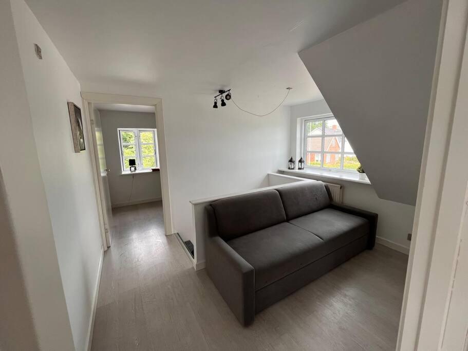 Stor Rummelig Lejlighed Med Egen P-Plads Kolding Esterno foto